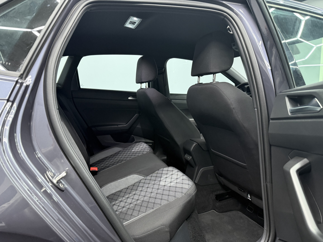 Volkswagen Polo — 20