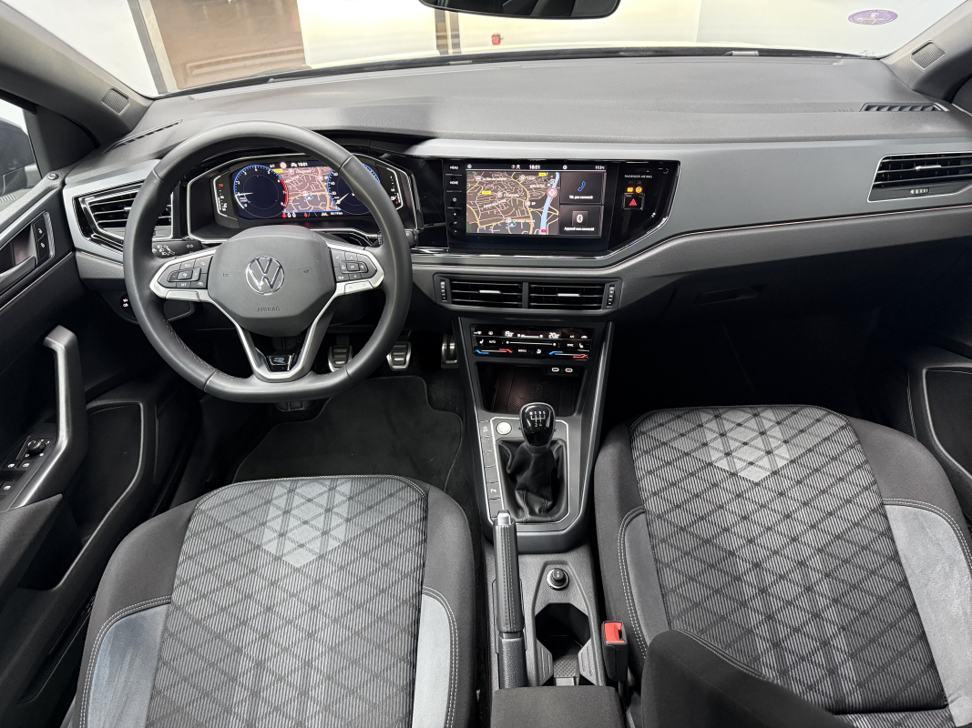 Volkswagen Polo — 13