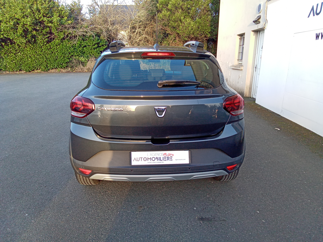 Dacia Sandero — 4