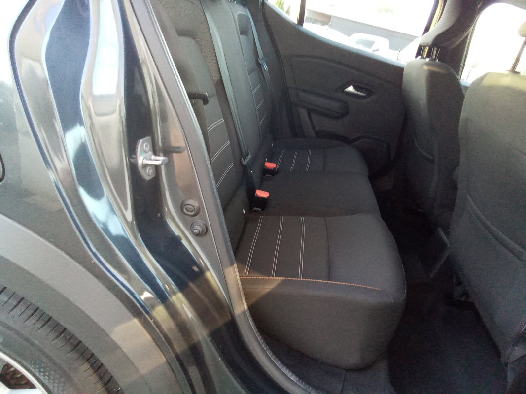 Dacia Sandero — 18