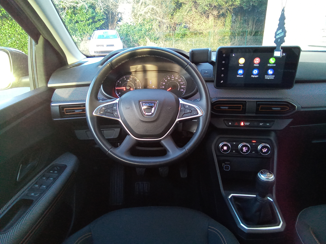 Dacia Sandero — 25