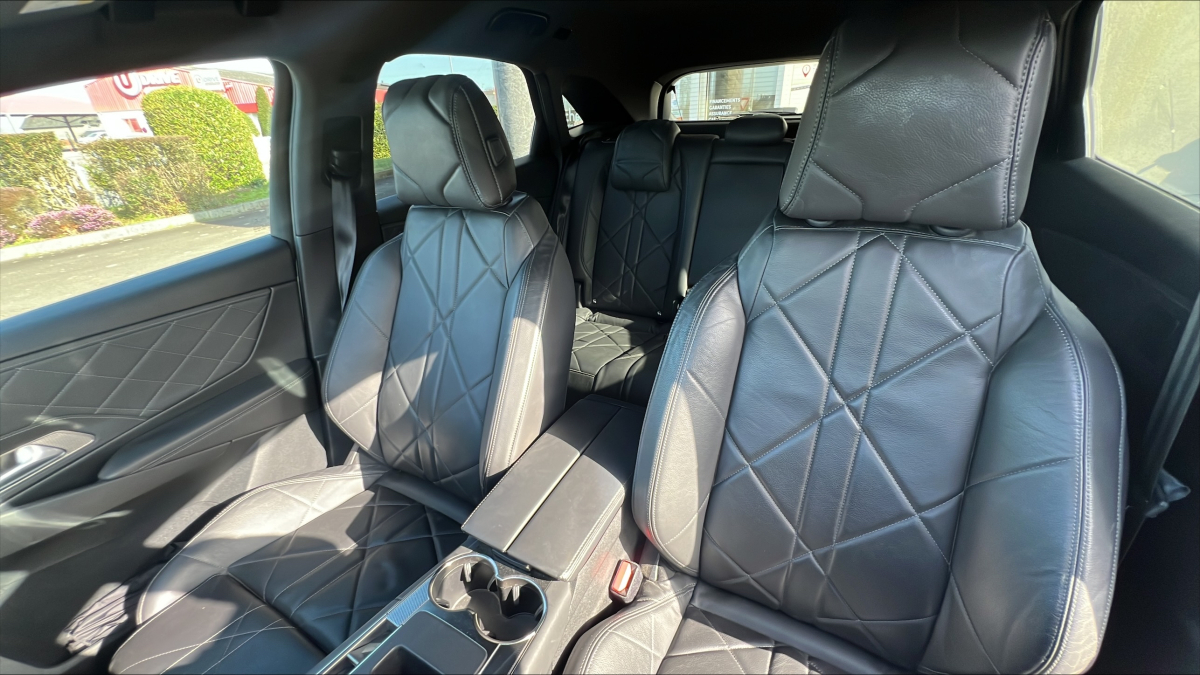DS DS7 CROSSBACK — 17