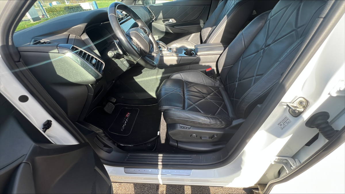 DS DS7 CROSSBACK — 26