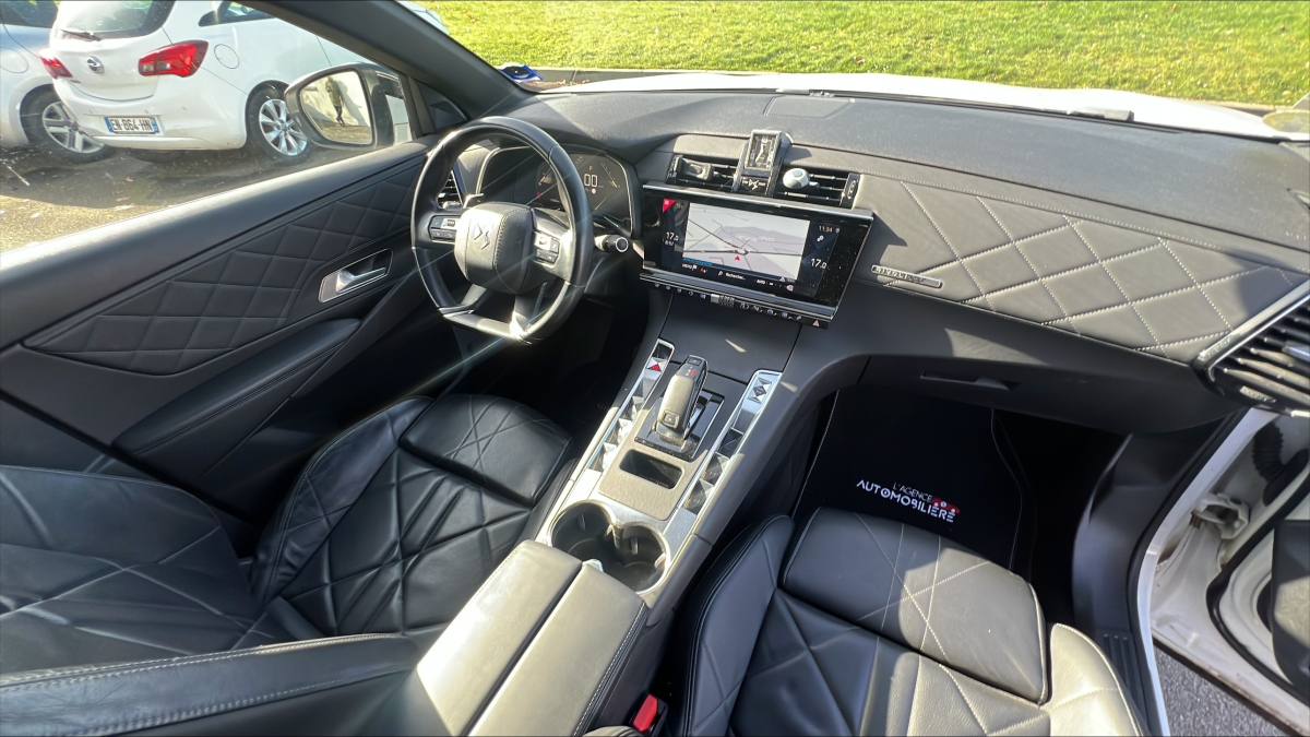 DS DS7 CROSSBACK — 19
