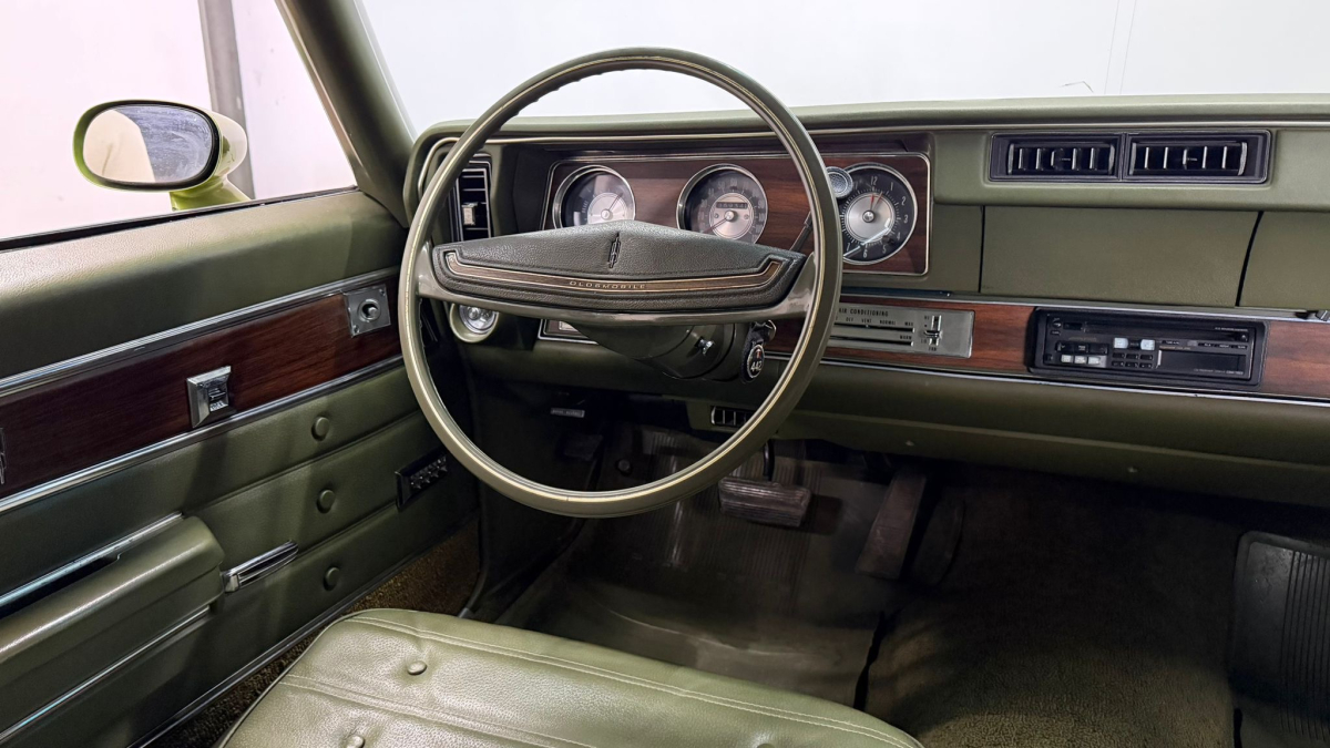 Oldsmobile 442 — 7