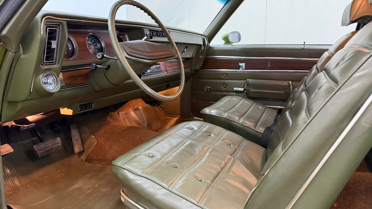 Oldsmobile 442 — 8