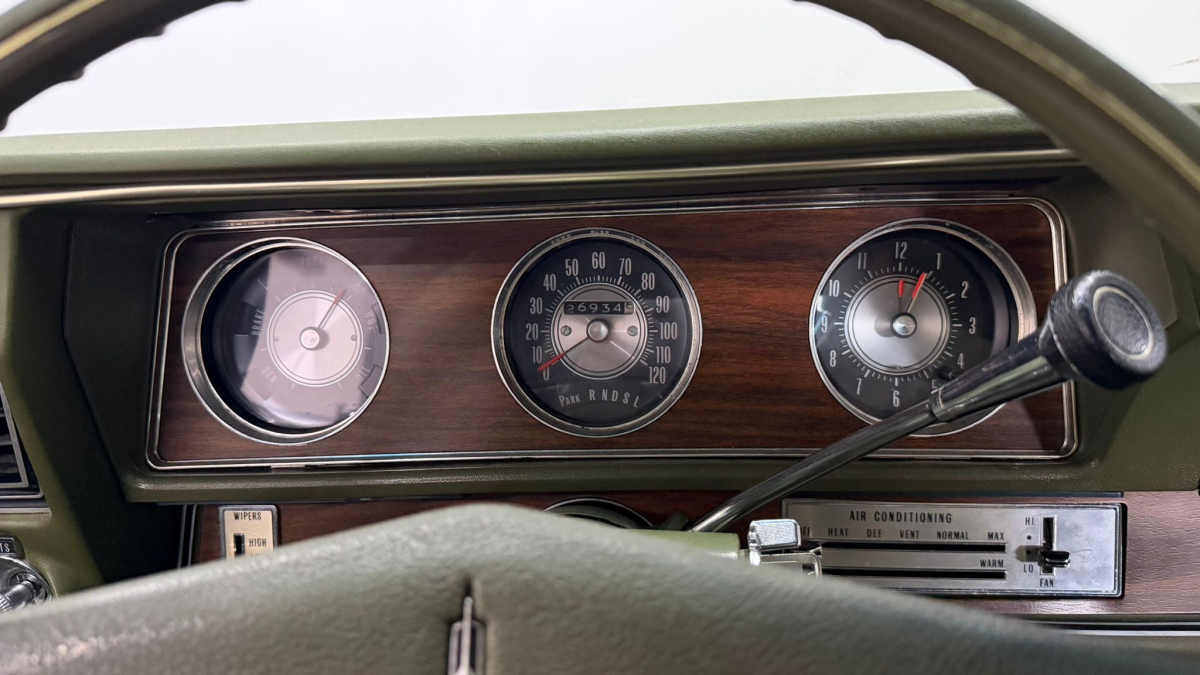 Oldsmobile 442 — 18