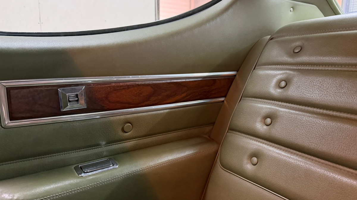 Oldsmobile 442 — 25