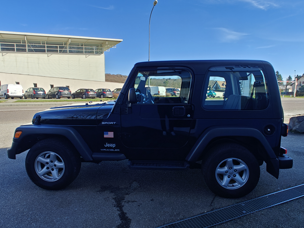 Jeep Wrangler — 4