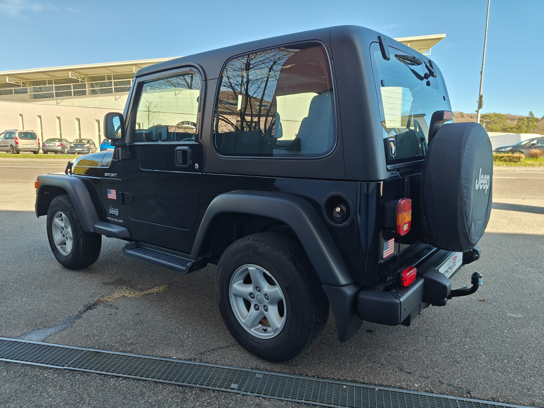 Jeep Wrangler — 5