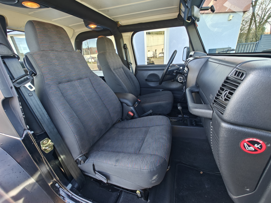 Jeep Wrangler — 14