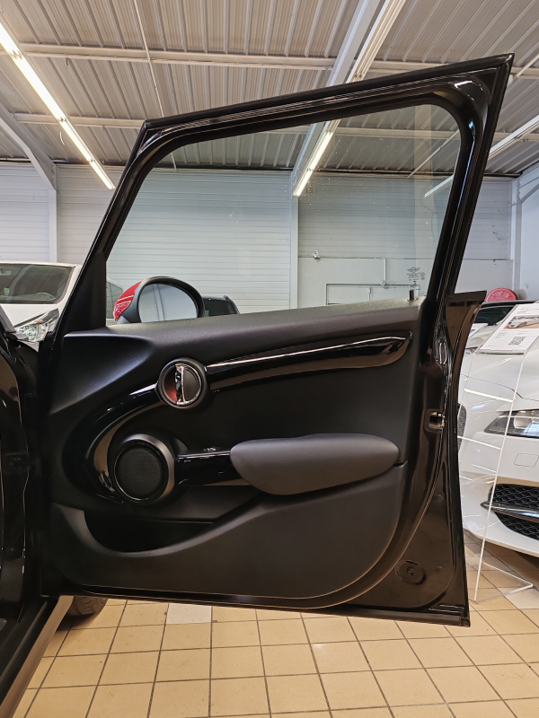 Mini Cooper — 25