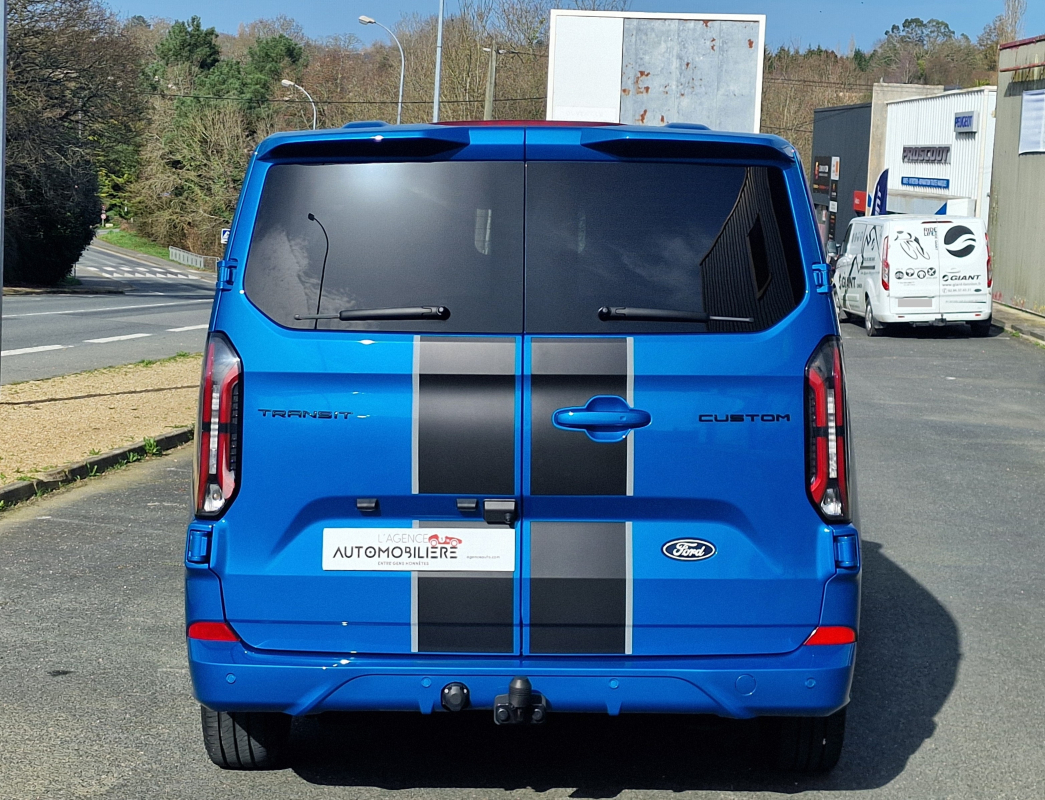 Ford Transit — 8