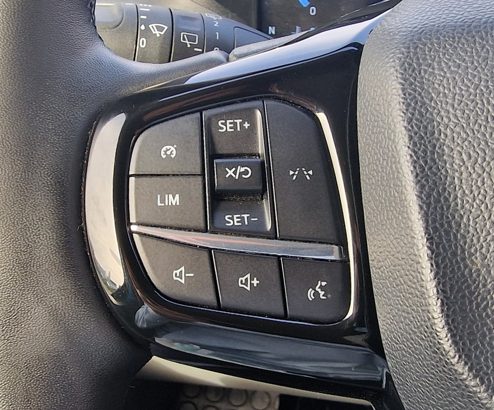 Ford Transit — 25
