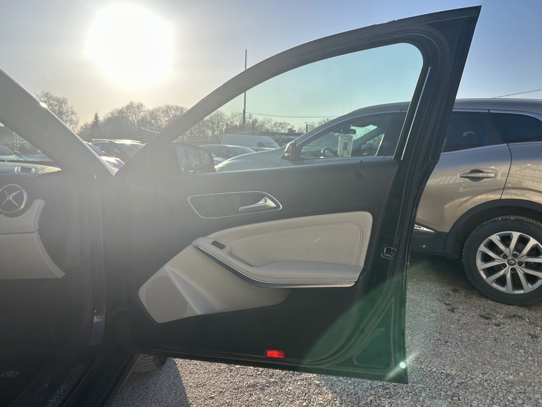 Mercedes Classe GLA — 36