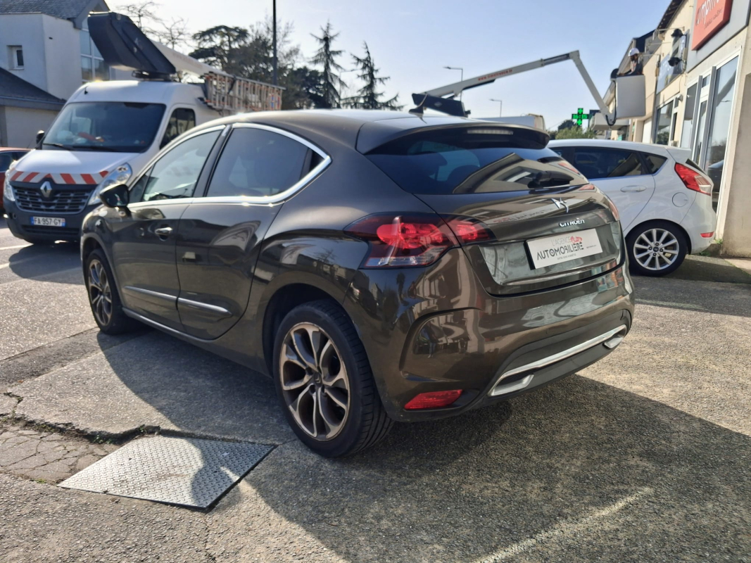 DS DS4 — 7