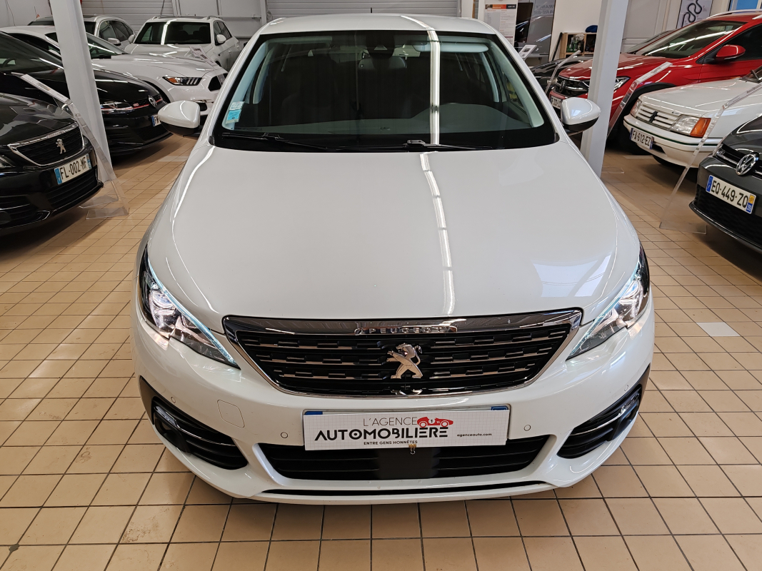 Peugeot 308 — 2