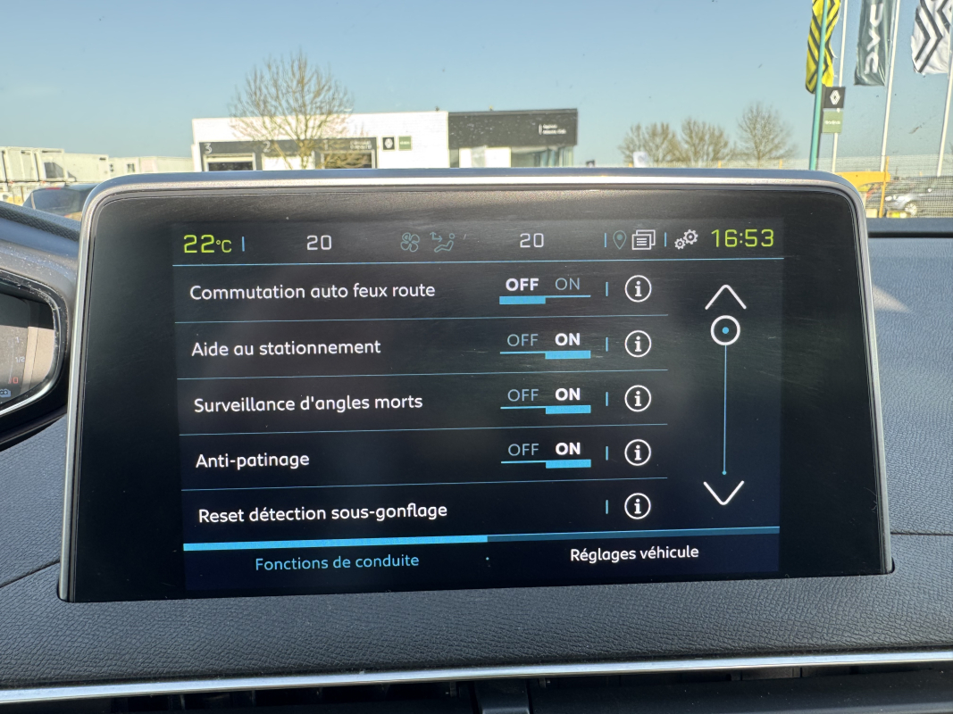 Peugeot 3008 — 23
