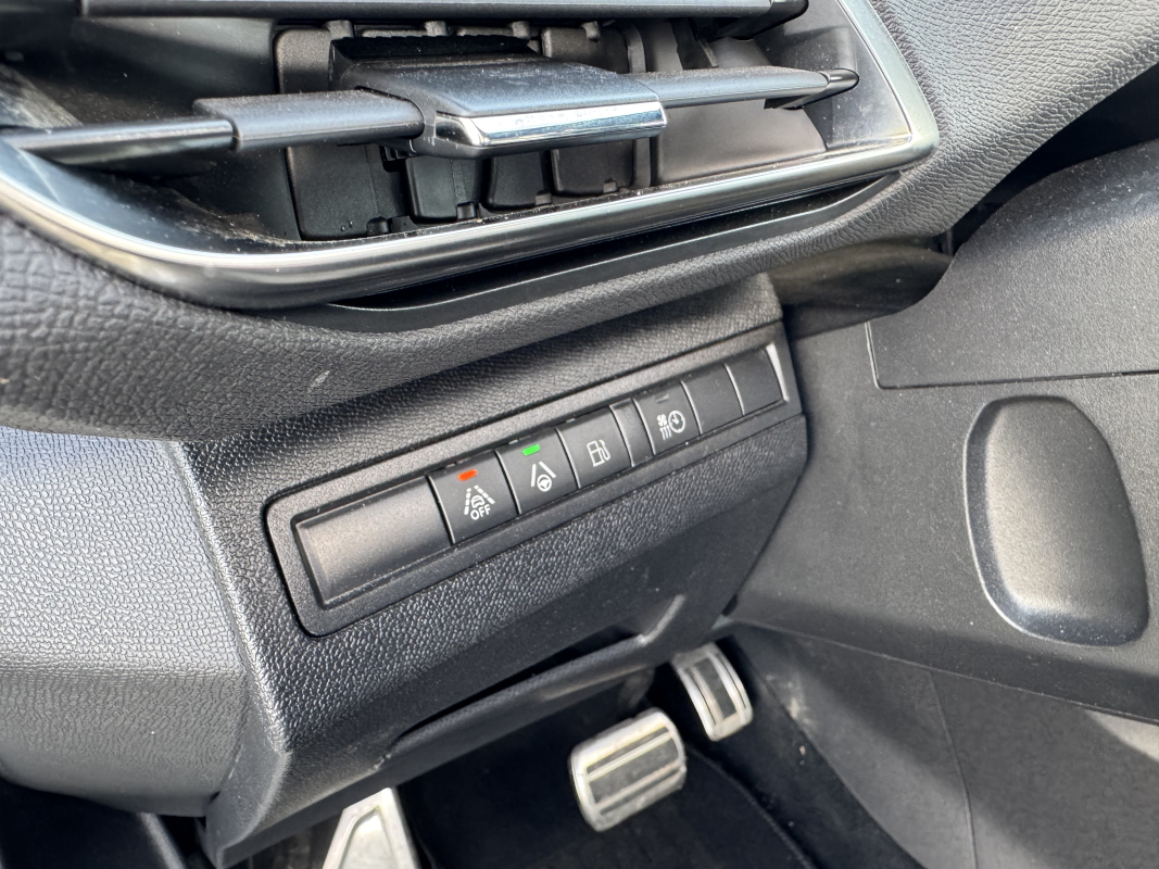 Peugeot 3008 — 30