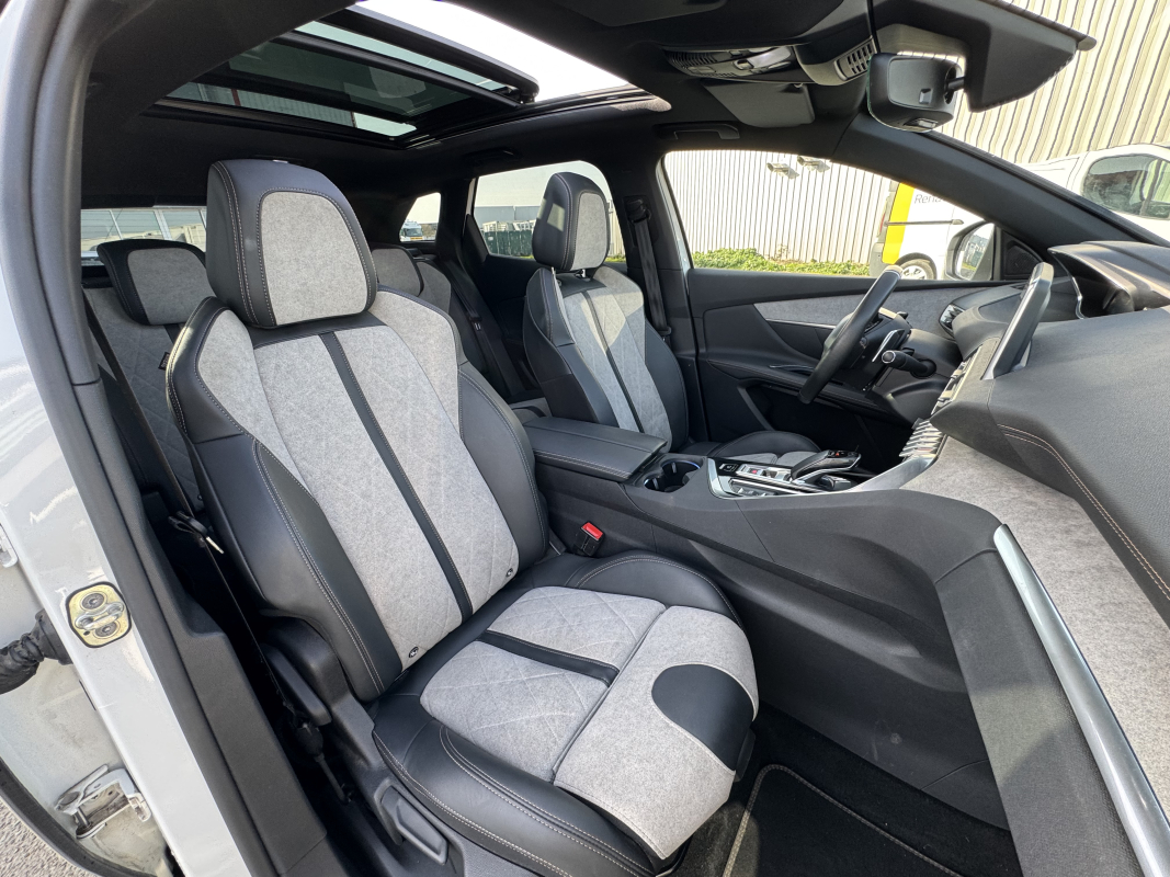 Peugeot 3008 — 13