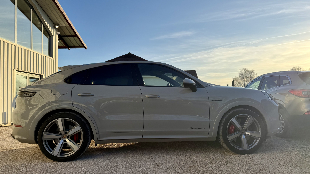 Porsche Cayenne Coupé — 8