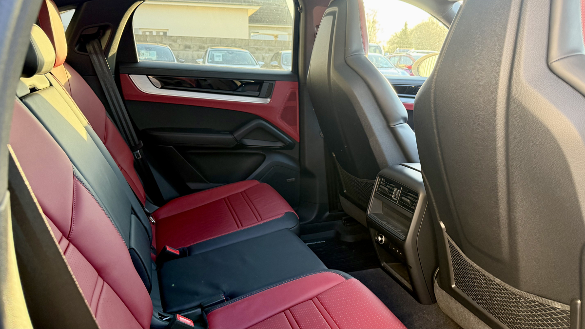 Porsche Cayenne Coupé — 14