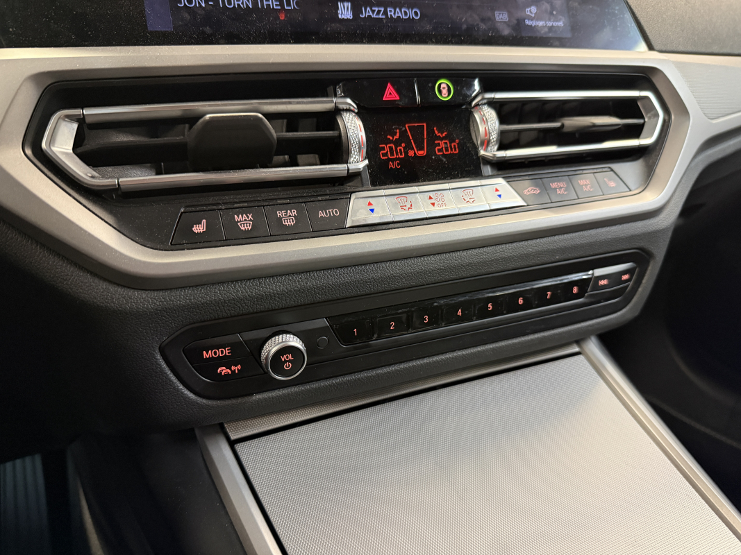 Bmw Série 3 — 24