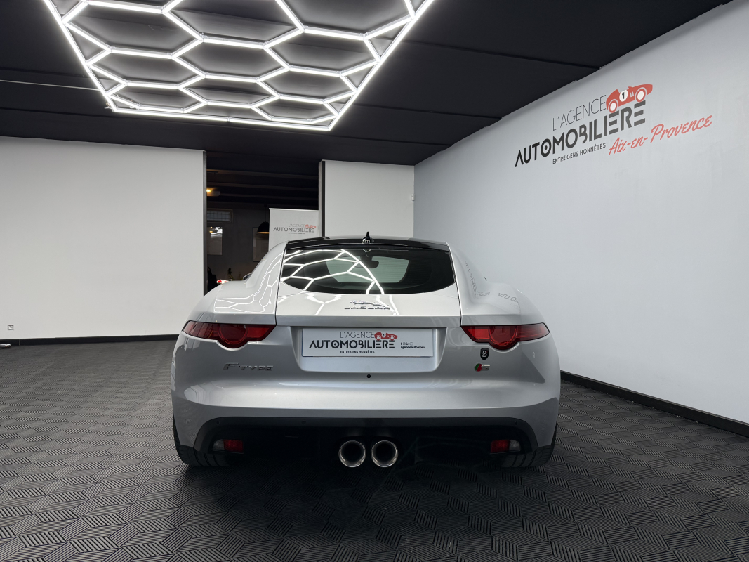 Jaguar F-Type — 5