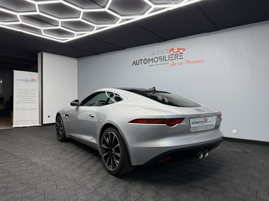 Jaguar F-Type — 7