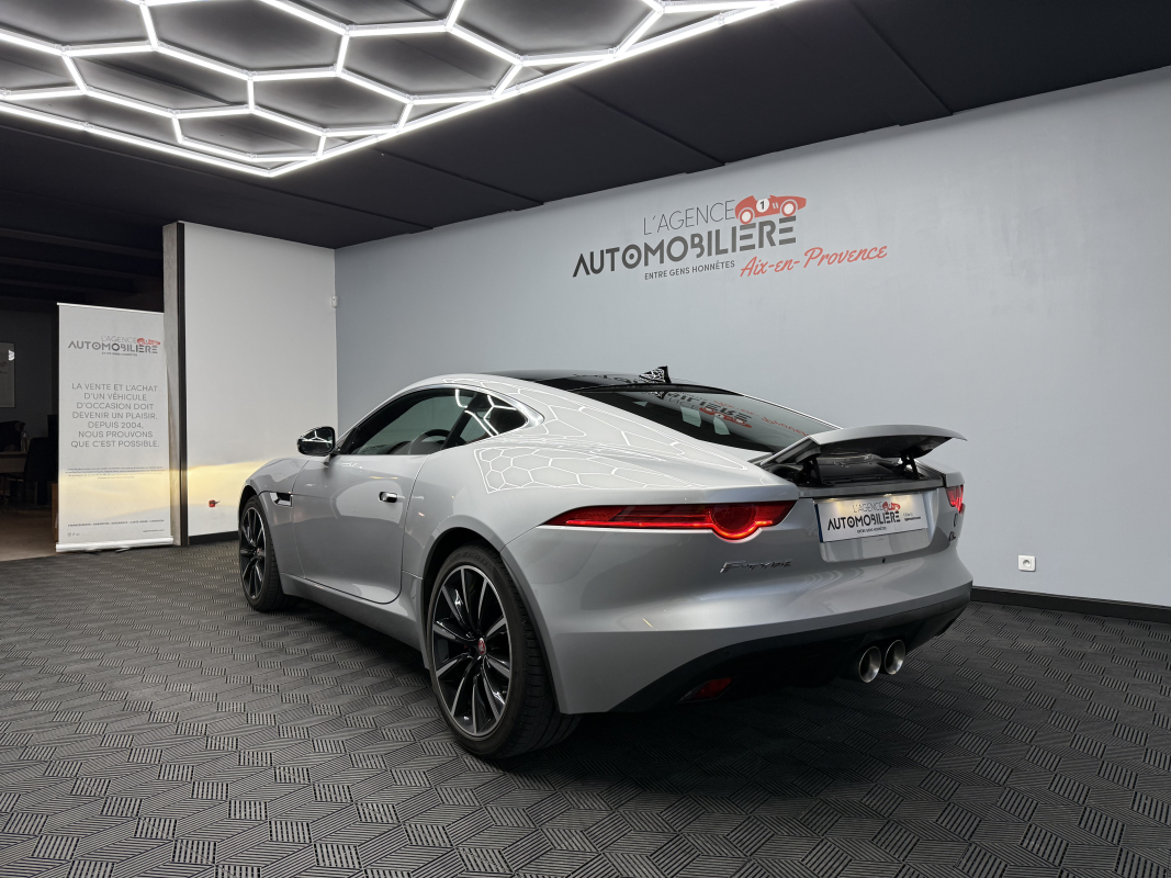 Jaguar F-Type — 8