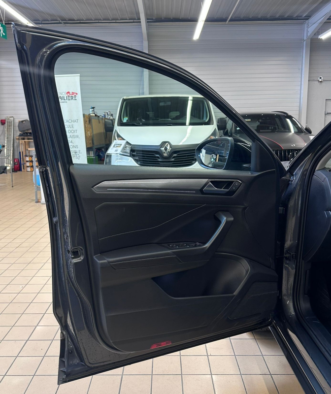 Volkswagen T-roc — 26