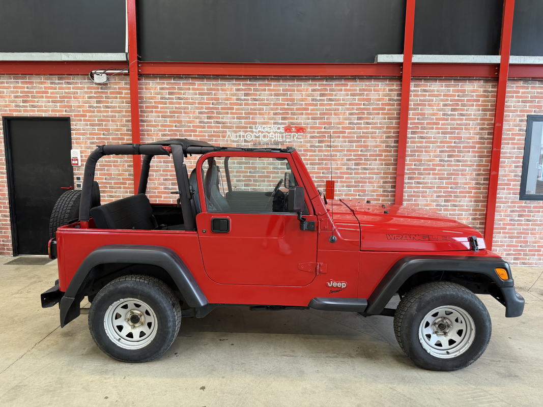 Jeep Wrangler — 10