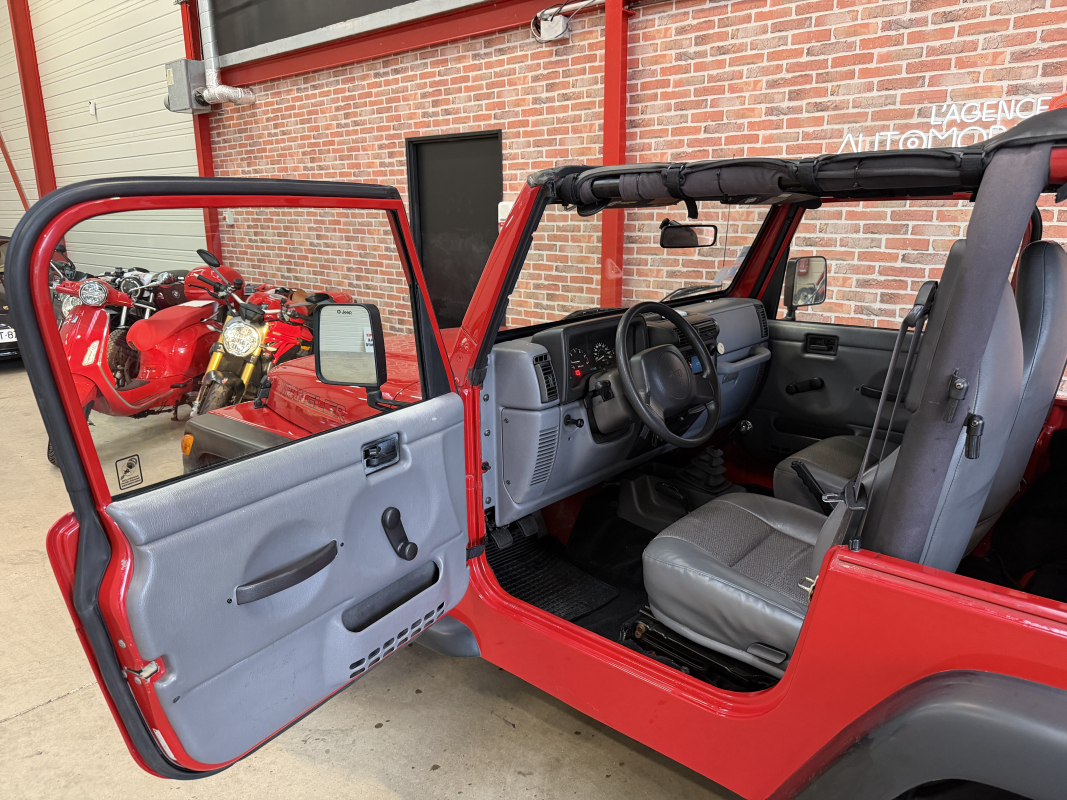 Jeep Wrangler — 16