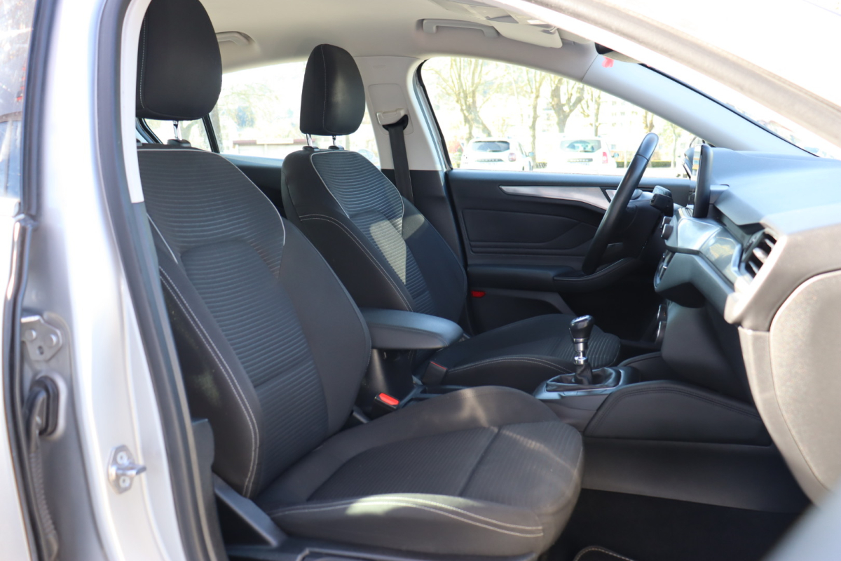 Ford Focus — 10