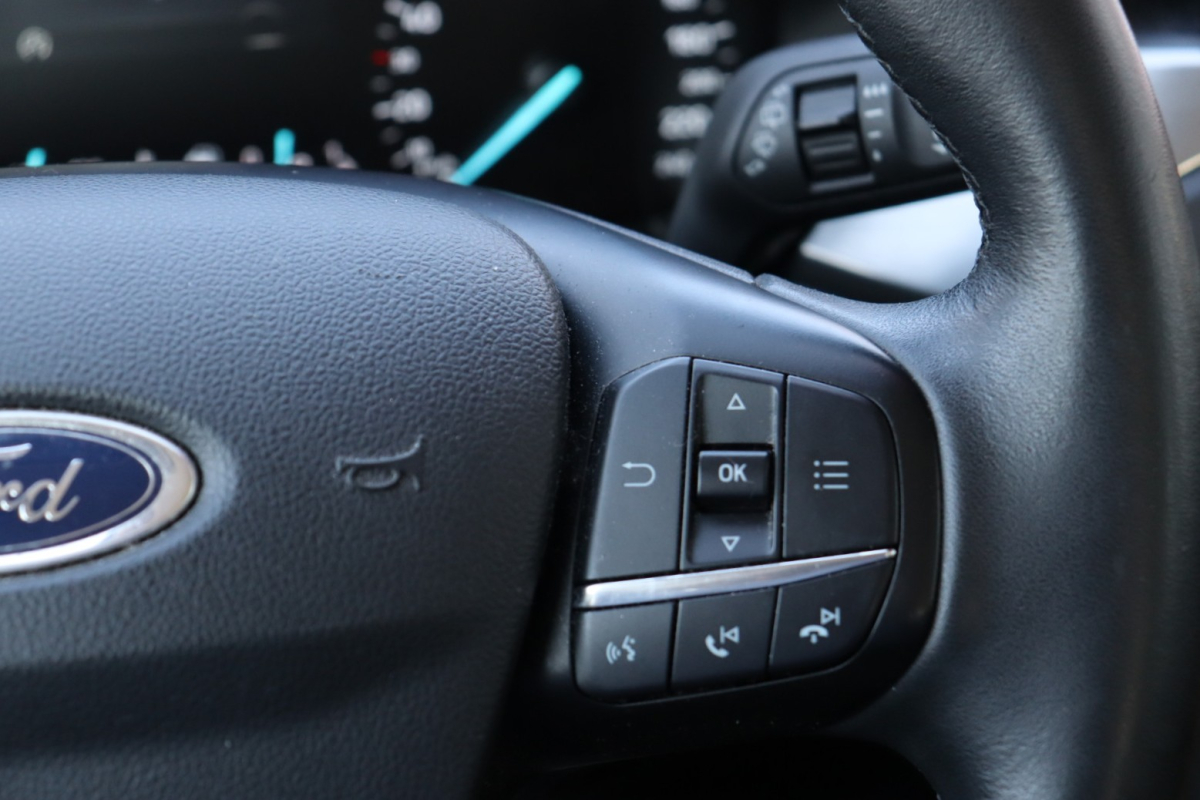 Ford Focus — 18
