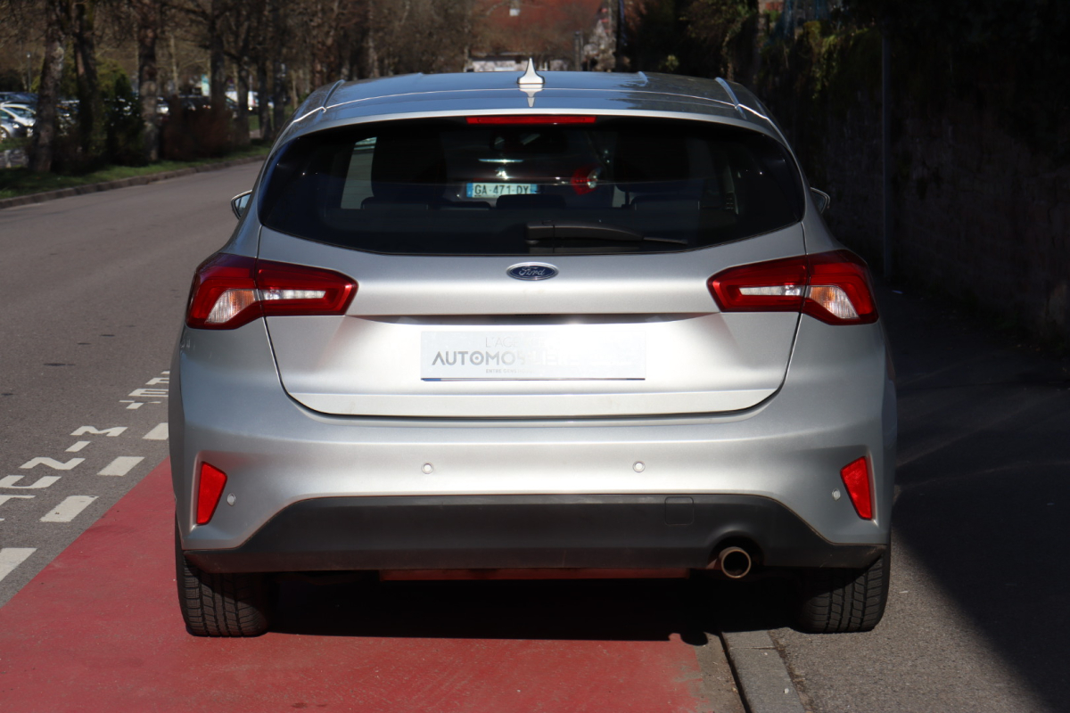 Ford Focus — 4
