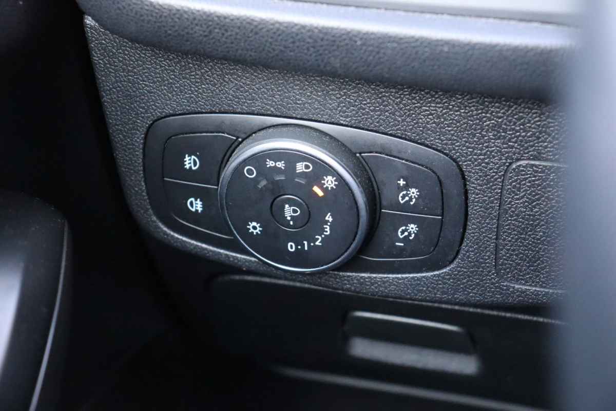 Ford Focus — 14