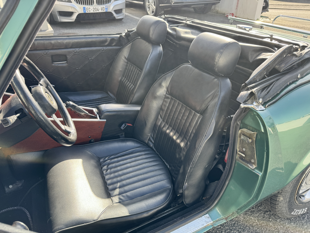 Triumph Spitfire — 16