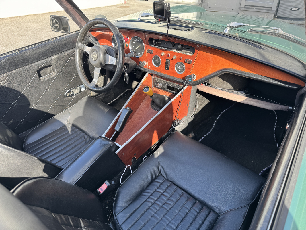 Triumph Spitfire — 15