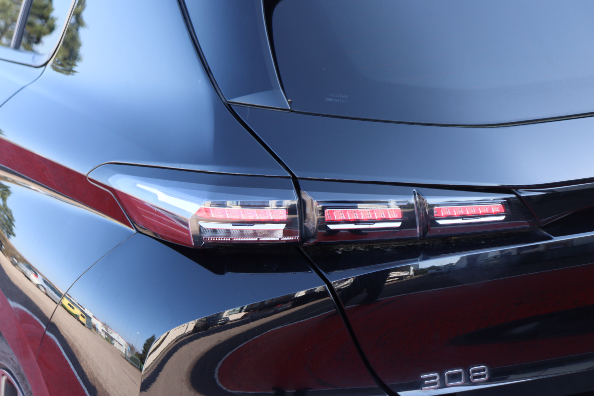Peugeot 308 — 30