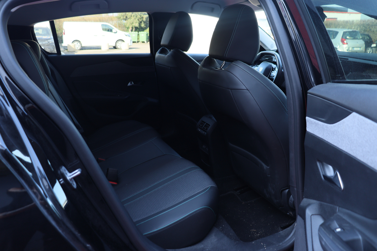 Peugeot 308 — 17