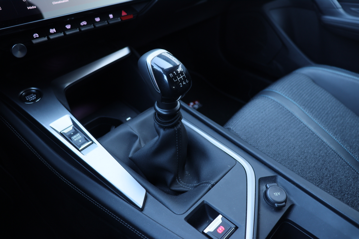Peugeot 308 — 13