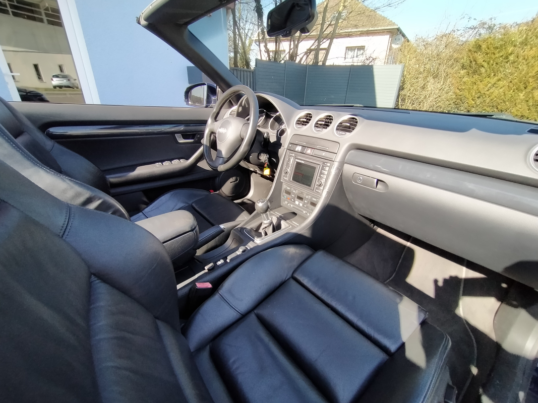 Audi A4 Cabriolet — 12