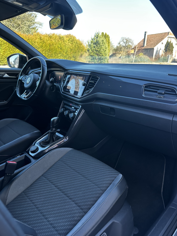 Volkswagen T-roc — 15
