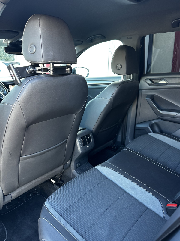Volkswagen T-roc — 23