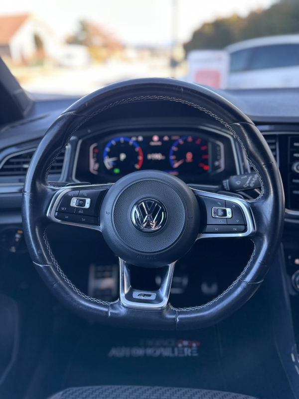Volkswagen T-roc — 25