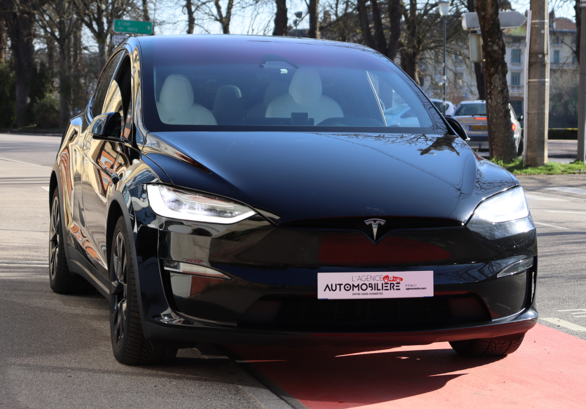Tesla Model X — 6