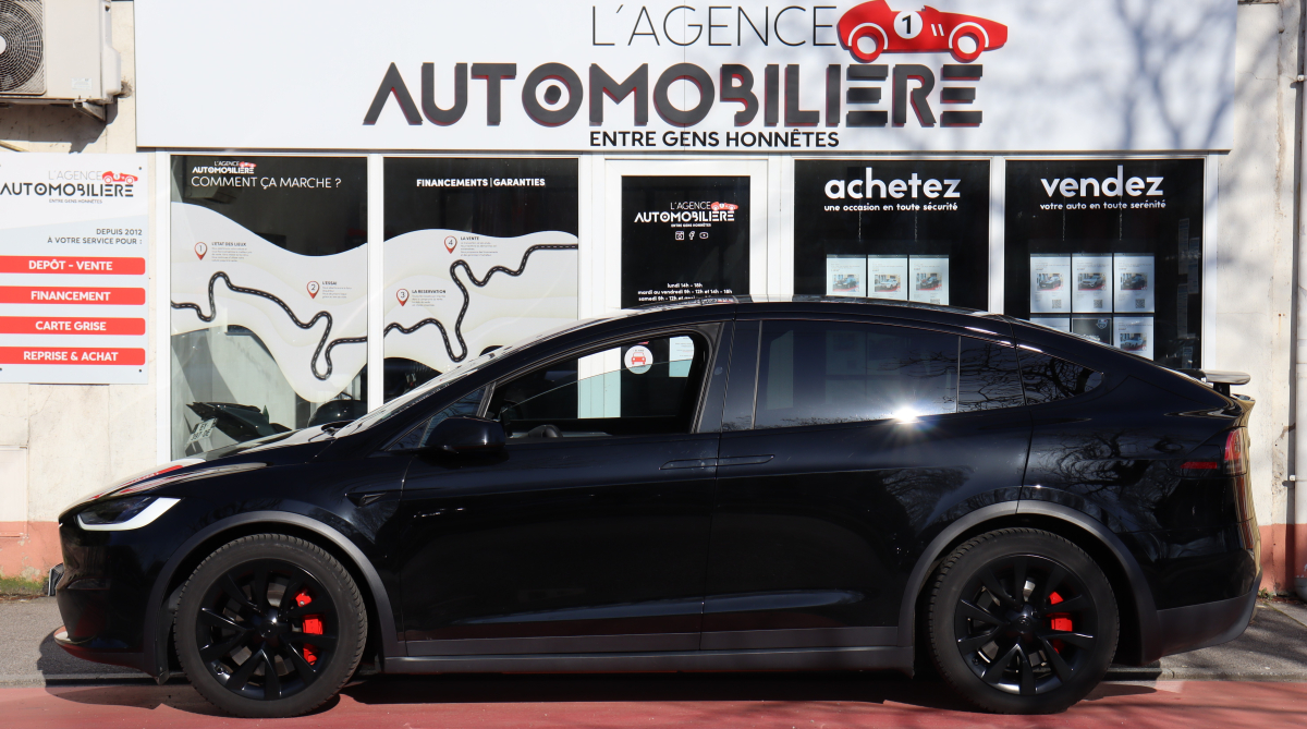 Tesla Model X — 2