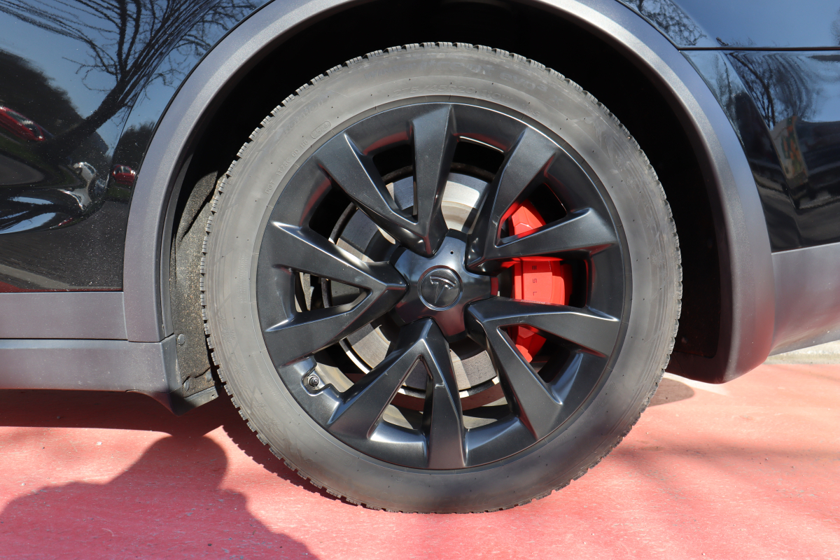 Tesla Model X — 27