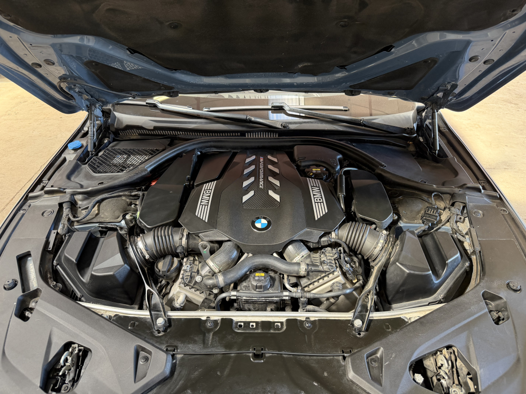 Bmw 850 — 19